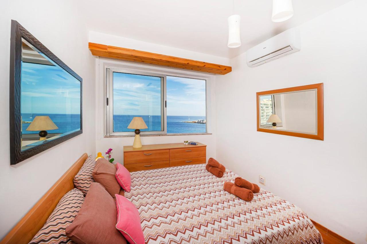 Spinola Bay Top Floor Seafront 3 Bedroom Apartment With Panoramic Sea Views - By Getawaysmalta Saint Julian's Bagian luar foto