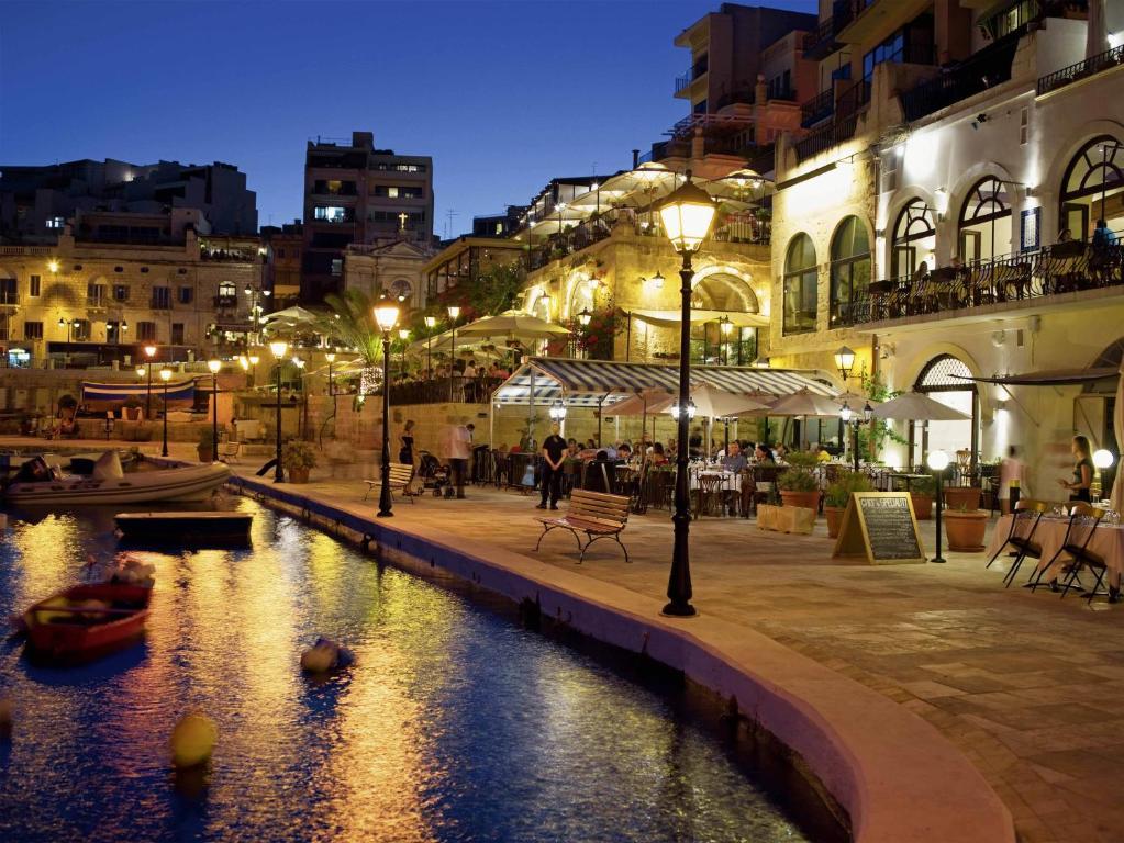 Spinola Bay Top Floor Seafront 3 Bedroom Apartment With Panoramic Sea Views - By Getawaysmalta Saint Julian's Bagian luar foto