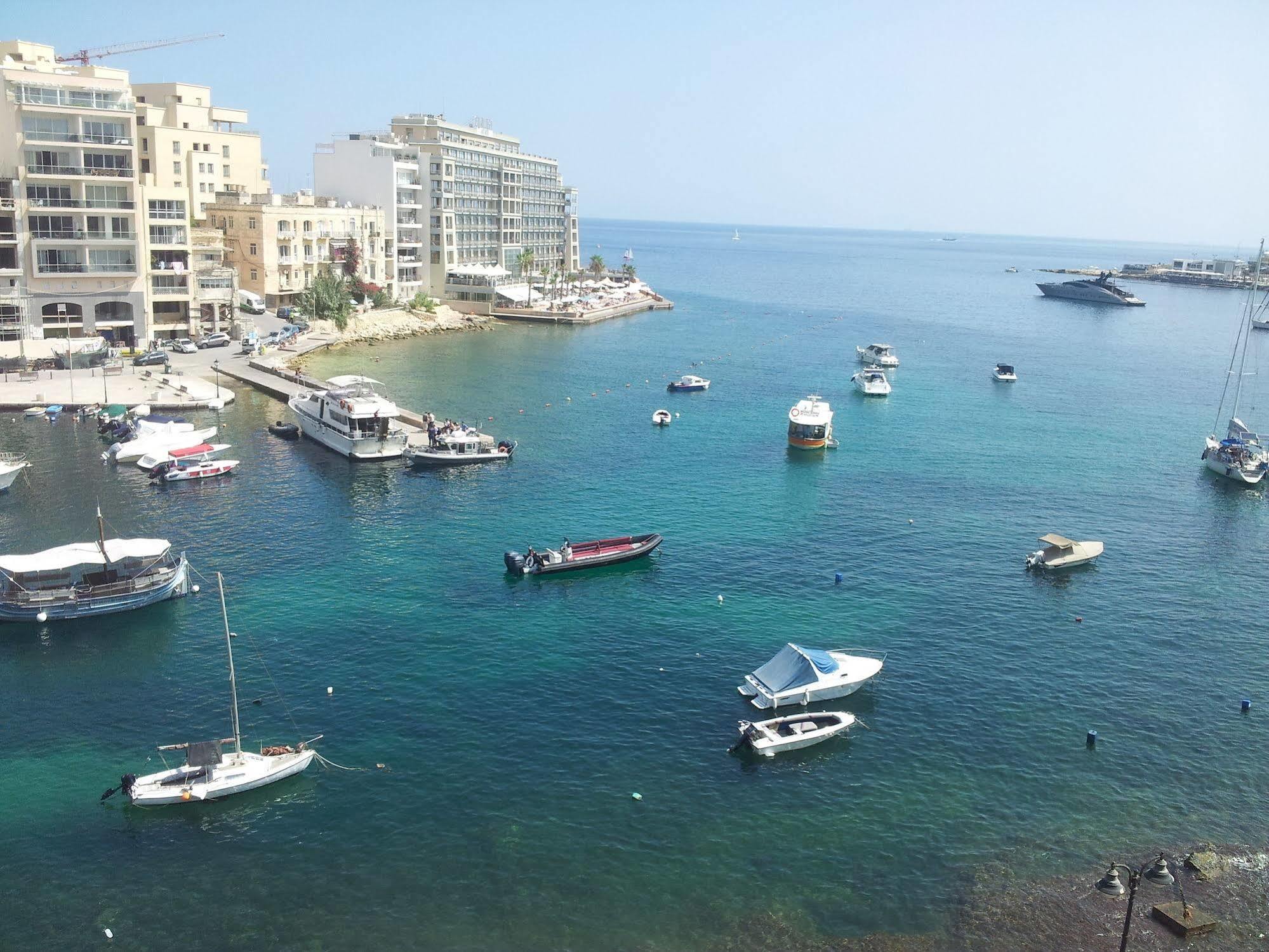 Spinola Bay Top Floor Seafront 3 Bedroom Apartment With Panoramic Sea Views - By Getawaysmalta Saint Julian's Bagian luar foto