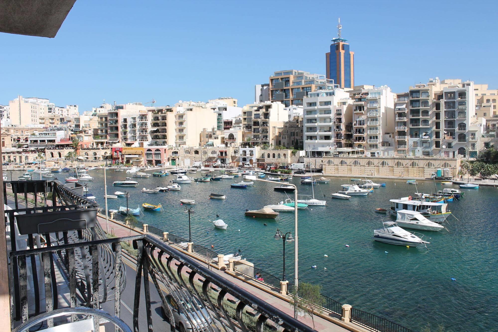 Spinola Bay Top Floor Seafront 3 Bedroom Apartment With Panoramic Sea Views - By Getawaysmalta Saint Julian's Bagian luar foto